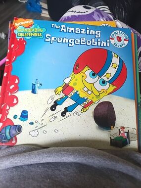 SpongeBob SquarePants Bright Blue & Red Adventure Book